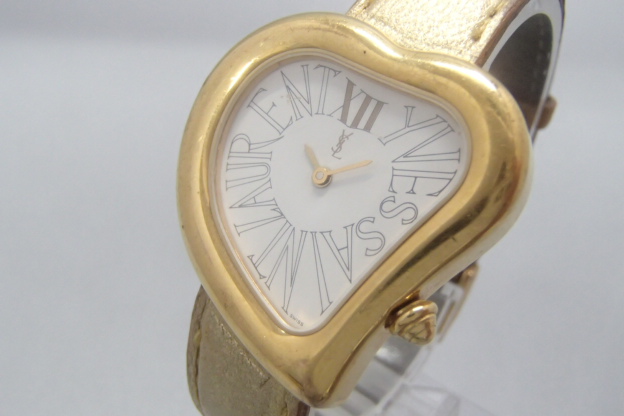 イヴサンローランの時計は買取対象になる？？ 青森県のお客様 - 買取の