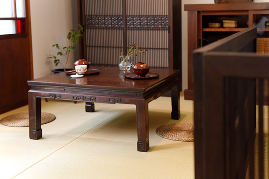 大正ロマンインテリア入門！実例とおすすめアンティーク家具まとめ