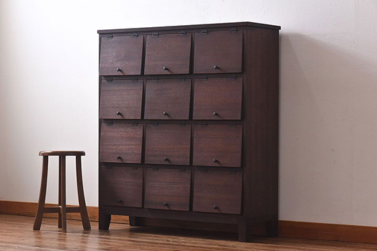 デザイン・テイストから見るアンティーク下駄箱の選び方