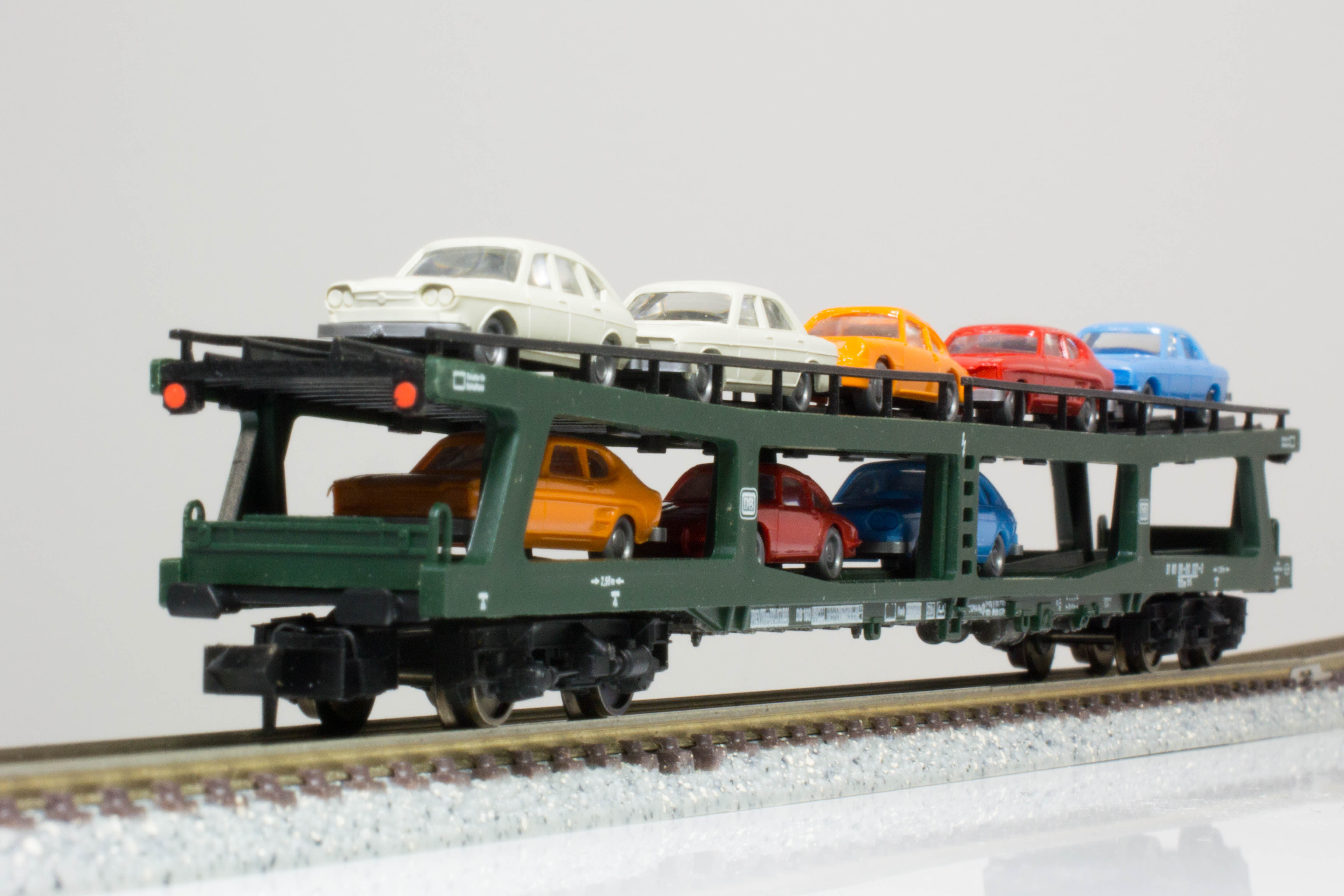 ポポンデッタ】国鉄ク5000形貨車と世界の車運車を比べてみた – 鉄道模型部