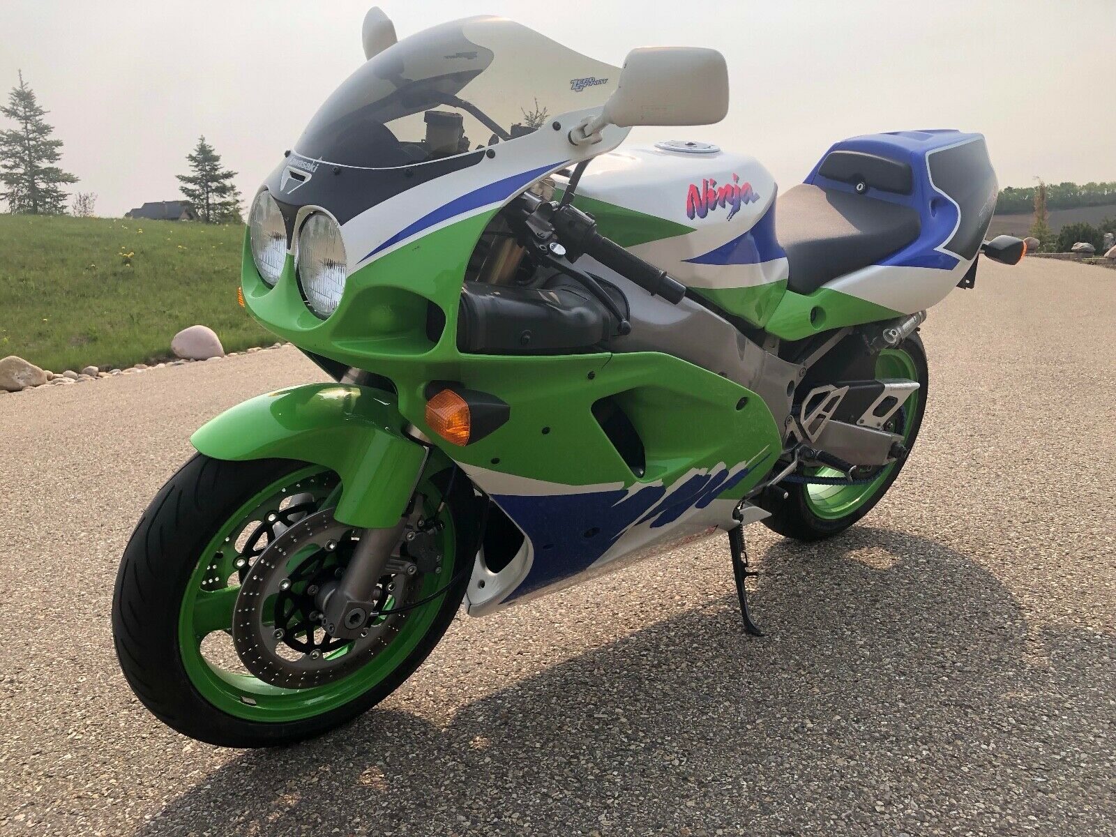 Racier Ninja: 1993 Kawasaki ZXR750R M - Rare SportBikesForSale