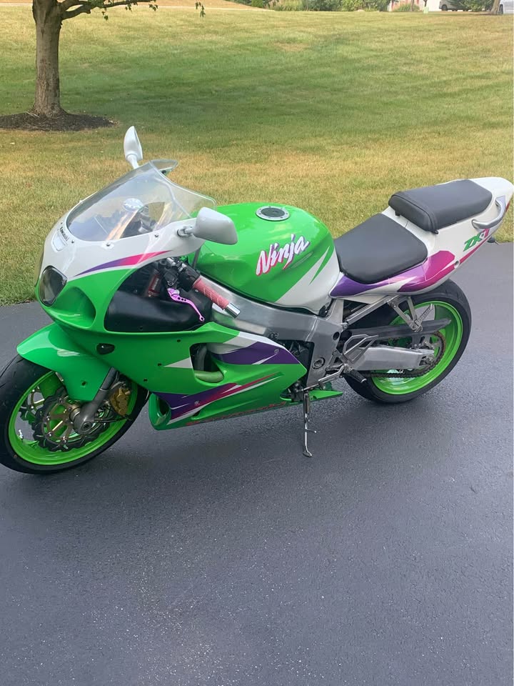 2000 Kawasaki ZX7 Ninja - Rare SportBikesForSale