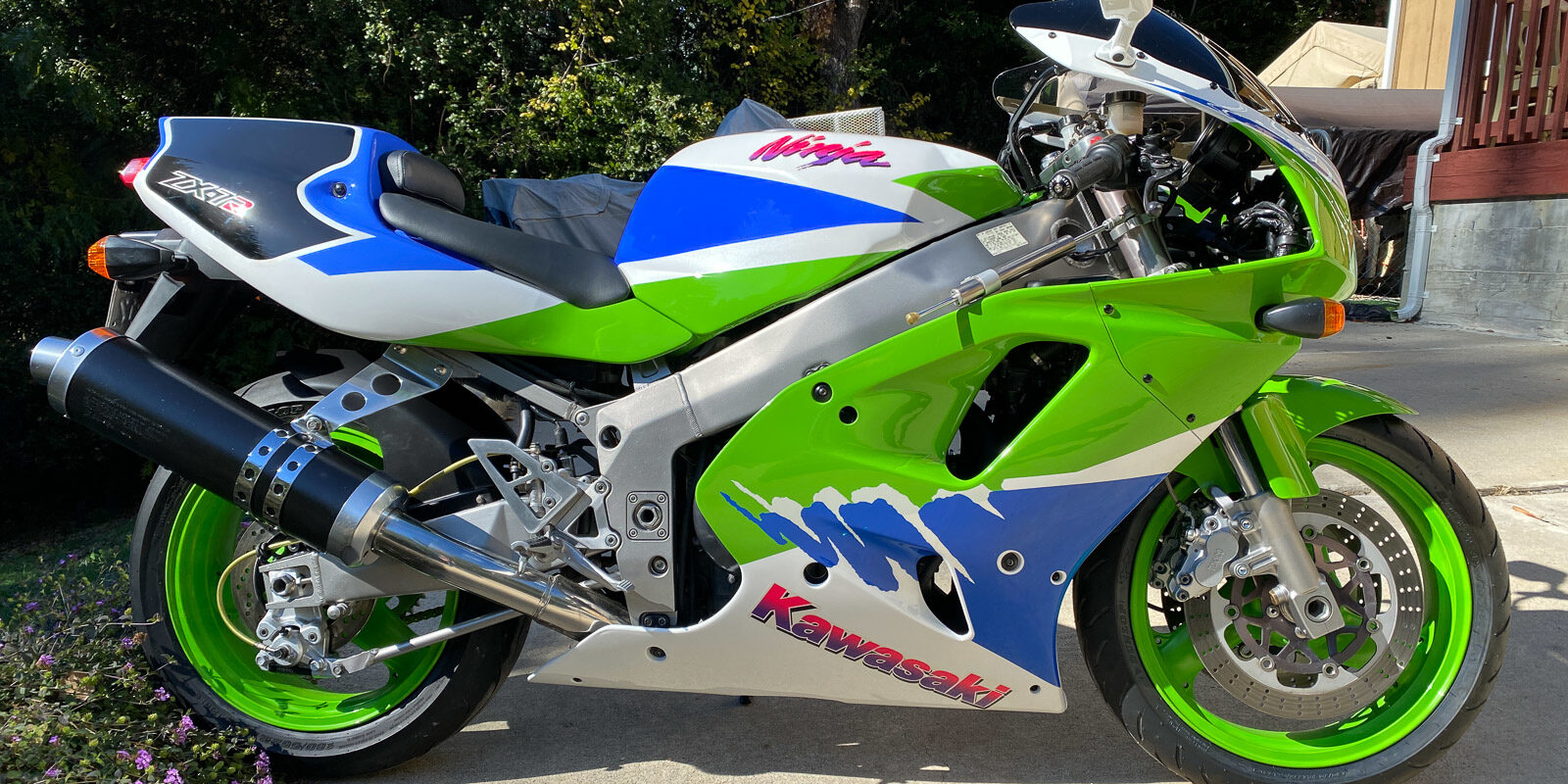 Featured Listing - Restored 1993 Kawasaki Ninja ZX-7R M1 #141