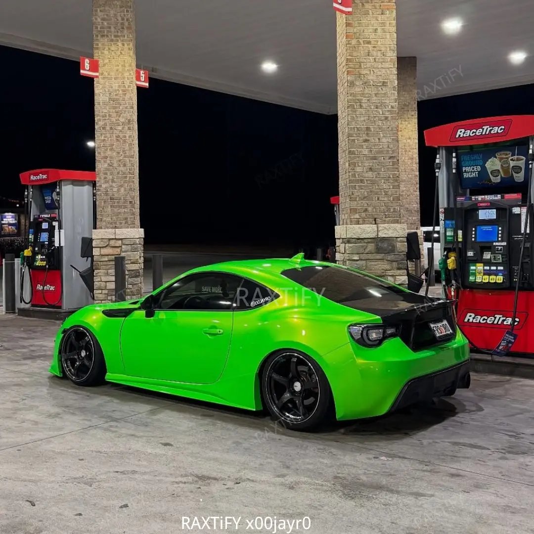 Color Shift Neon Gold Green Vinyl Car Wrap – RAXTiFY