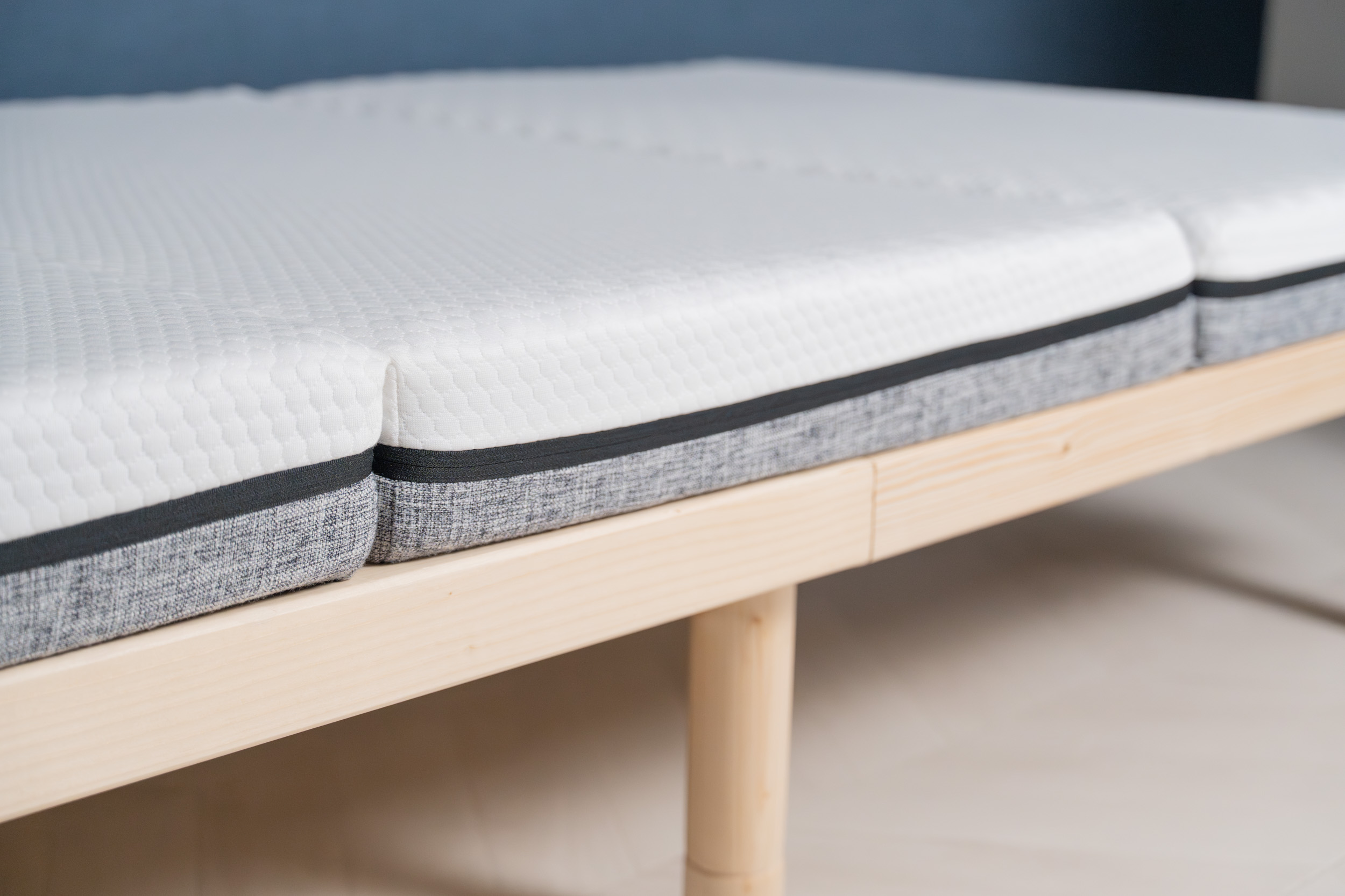 エコラテエリート 10cm 三つ折りマットレス シングル(S) - 寝具専門の