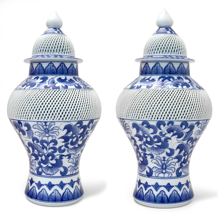 琴峰(きんぽう) 有田焼 波佐見焼 飾壺 透かし 網目焼 花唐草 白磁