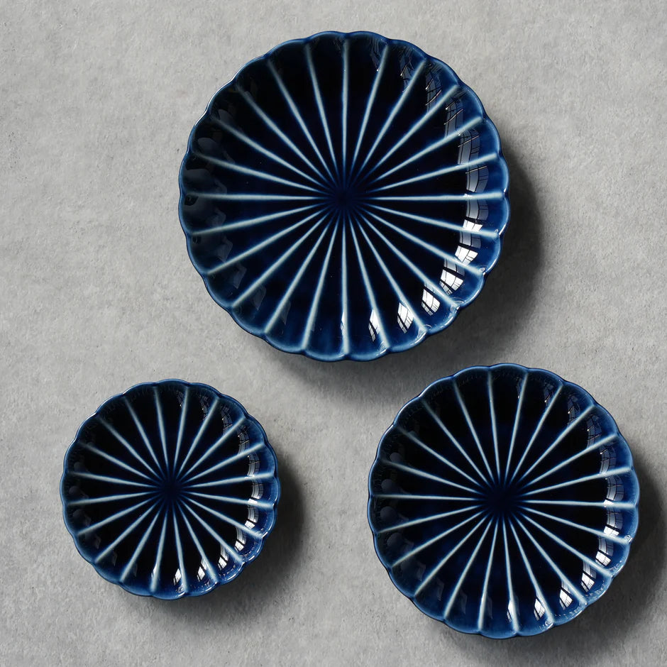 ぎやまん陶 茄子紺ブルー 4.5寸皿 - KANEKO KOHYO | しろいわいん