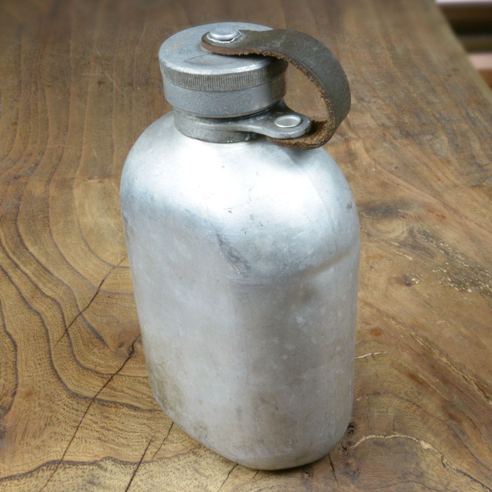 軍放出品 水筒 キャンティーン ドイツ軍 | ミリタリーショップ レプマート