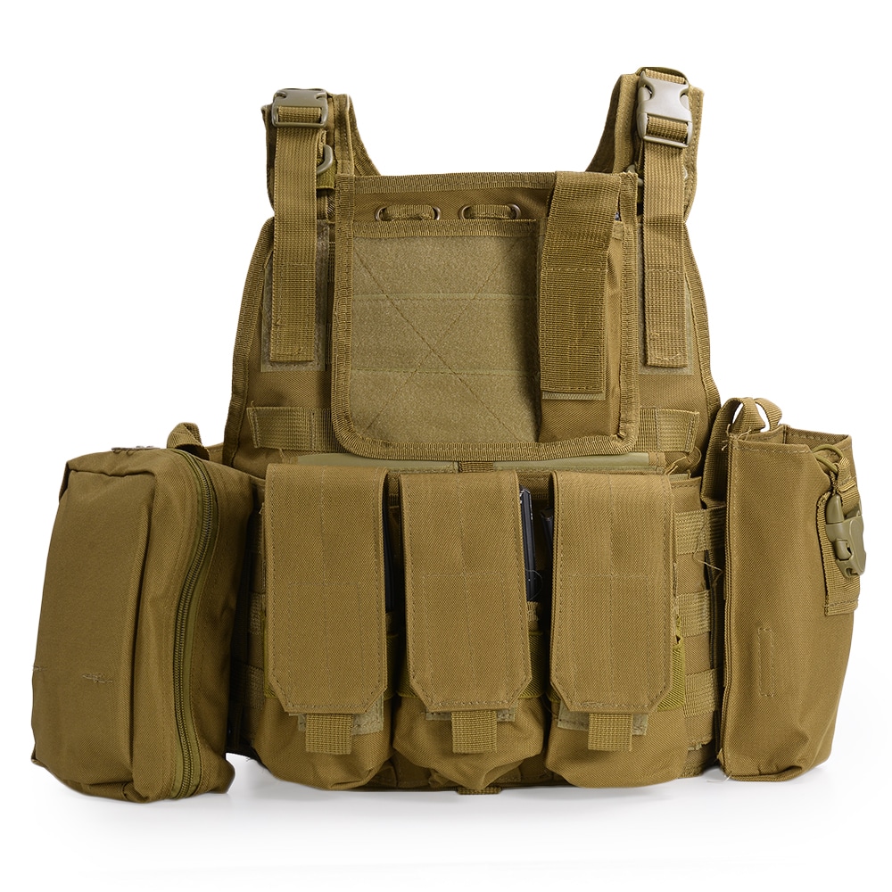 プレートキャリア MOLLE マグポーチ他 4種ポーチ付属 | ミリタリー
