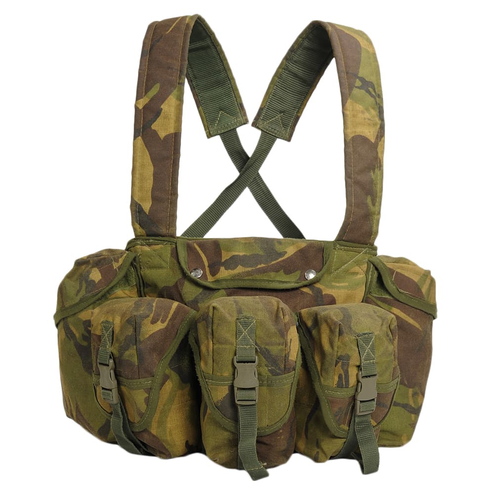 イギリス軍放出品 チェストリグ ARKTIS製 DPM迷彩 マガジン収納