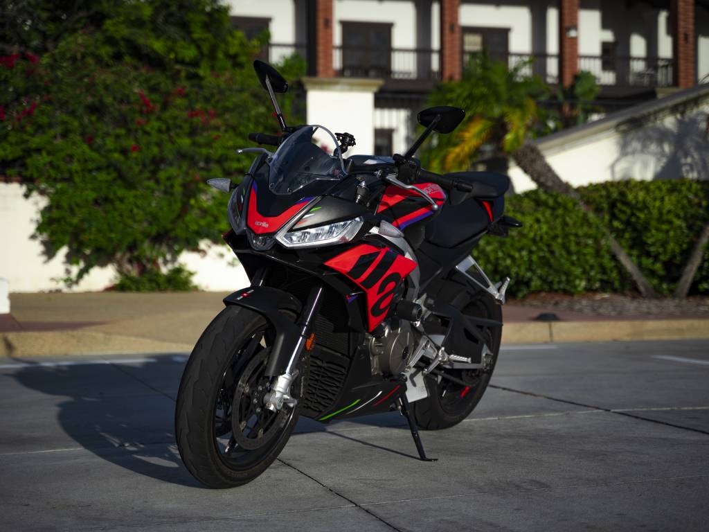 2023 Aprilia Tuono 660 Motorcycle Rental in San Diego, CA m-9xydkwe
