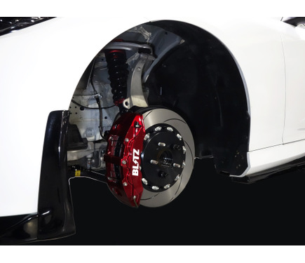 RZ34『フェアレディZ』の制動能力とコントロール性をさらに追及