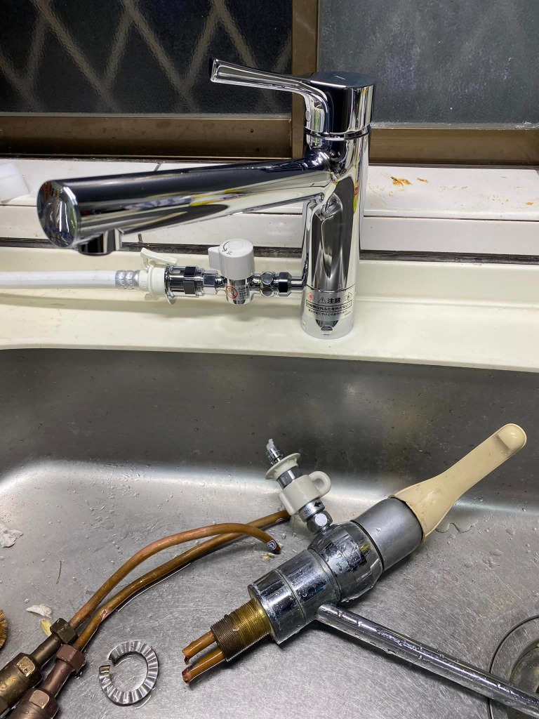 TOTO 分岐水栓 TOTO THF22R 食器洗い乾燥機用 分岐止水栓 分岐金具