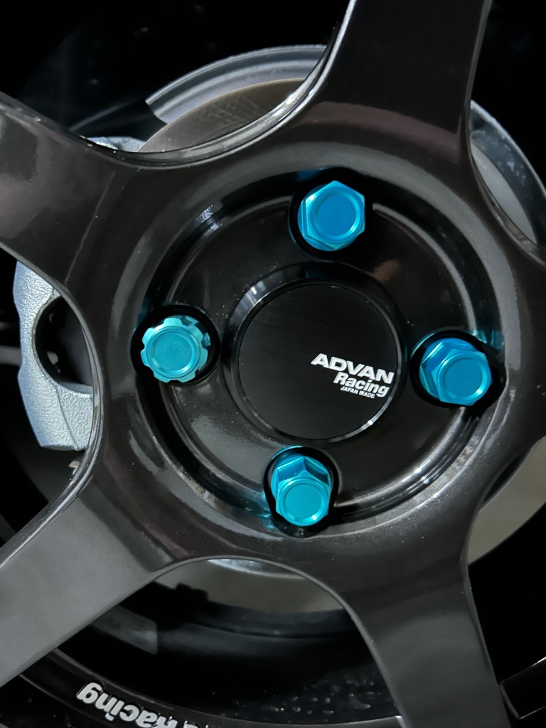 アドバン レーシング ホイール用 センターキャップ 63φ用 ミドル