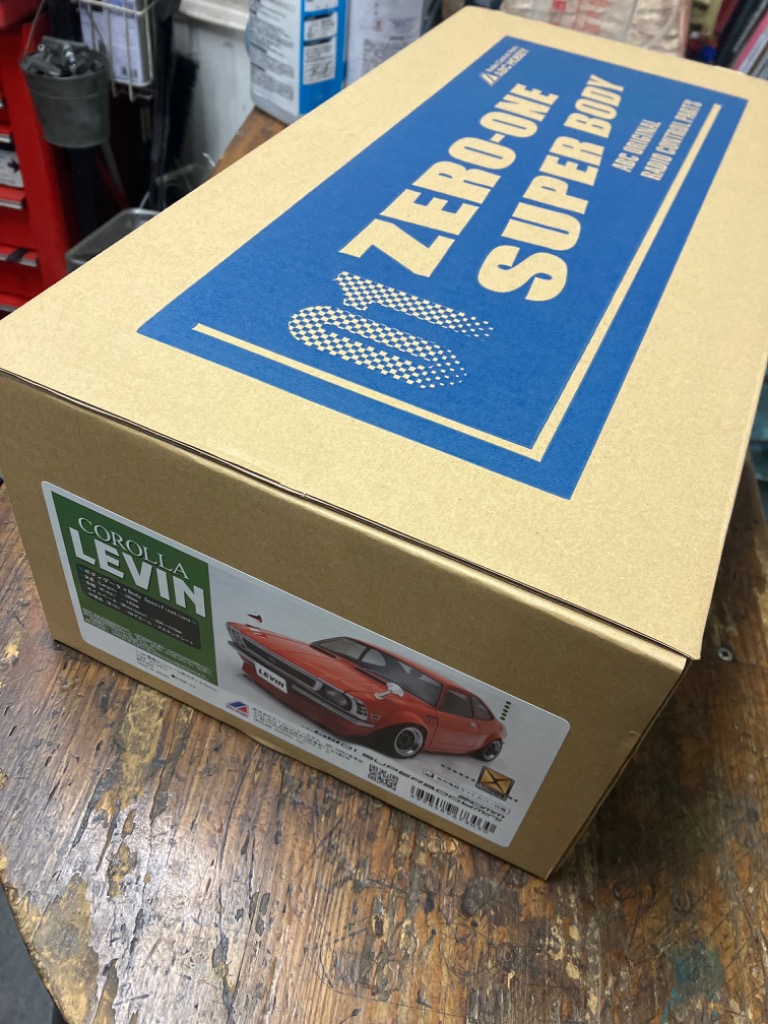 ABCホビー/67303/01スーパーボディミニ ： トヨタ・TE27カローラレビン