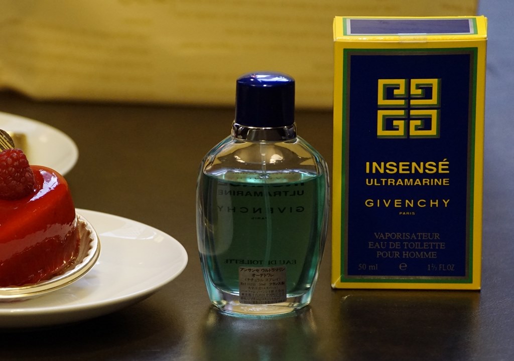 insense ultramarine pour homme (GIVENCHY) の review』 ジバンシイ