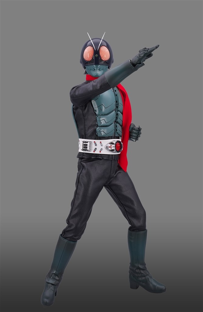 質感はいいが、可動域には難点も』 threezero シン・仮面ライダー