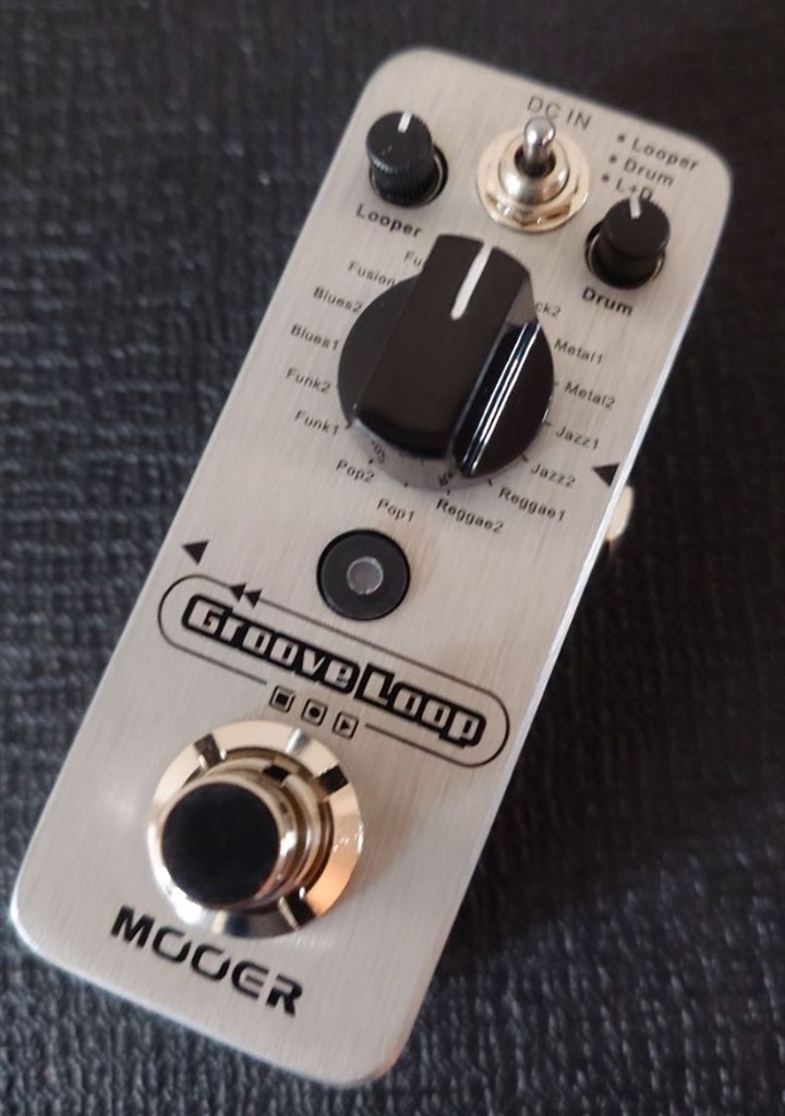 シンプル、ミニサイズのルーパー+ドラムマシン』 MOOER Groove Loop K