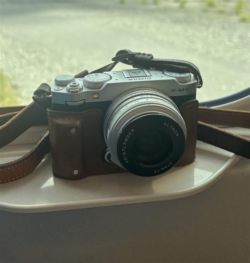 初心者向けでないコンパクトサブ機としてのエントリー機』 富士