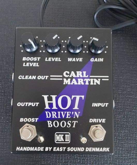 アナログなアンプシミュレーターと圧倒的なブースター』 CARL MARTIN