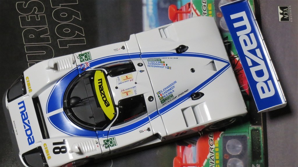 やっと出ました。』 オートアート 1/18 シグネチャーシリーズ マツダ