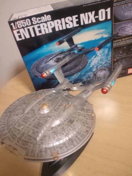 BANDAI 1/850 スタートレック エンタープライズ NX-01投稿画像・動画