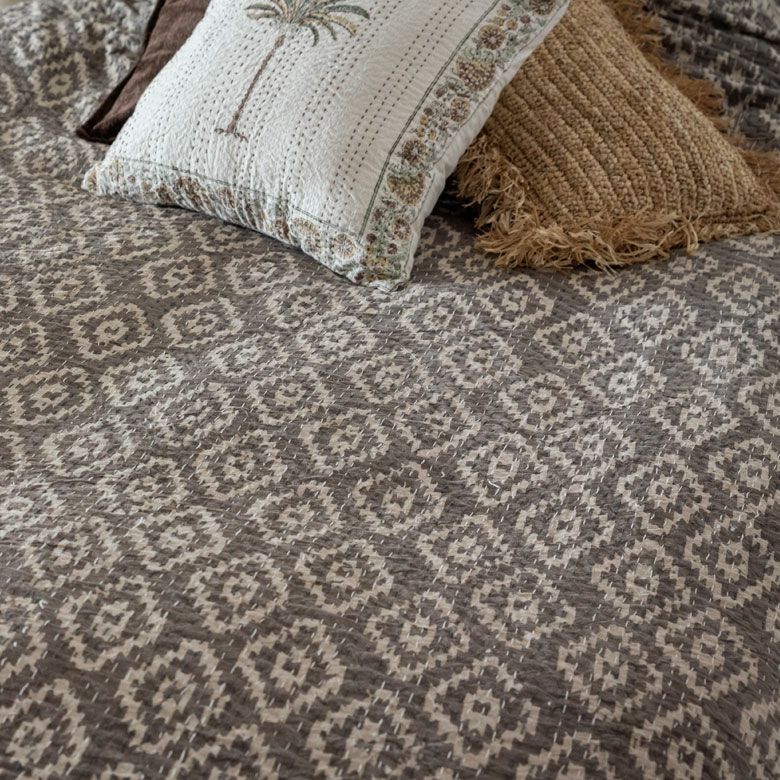 000000004638-09.jpg?size=l&w=