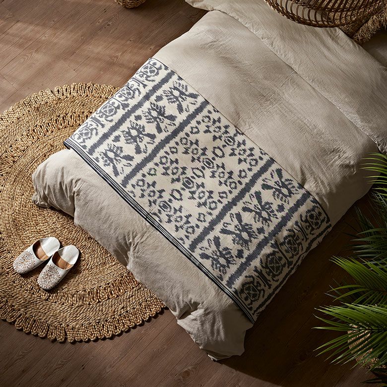 イカット タペストリー ウォールデコレーション 約 W 234cm D 115cm H