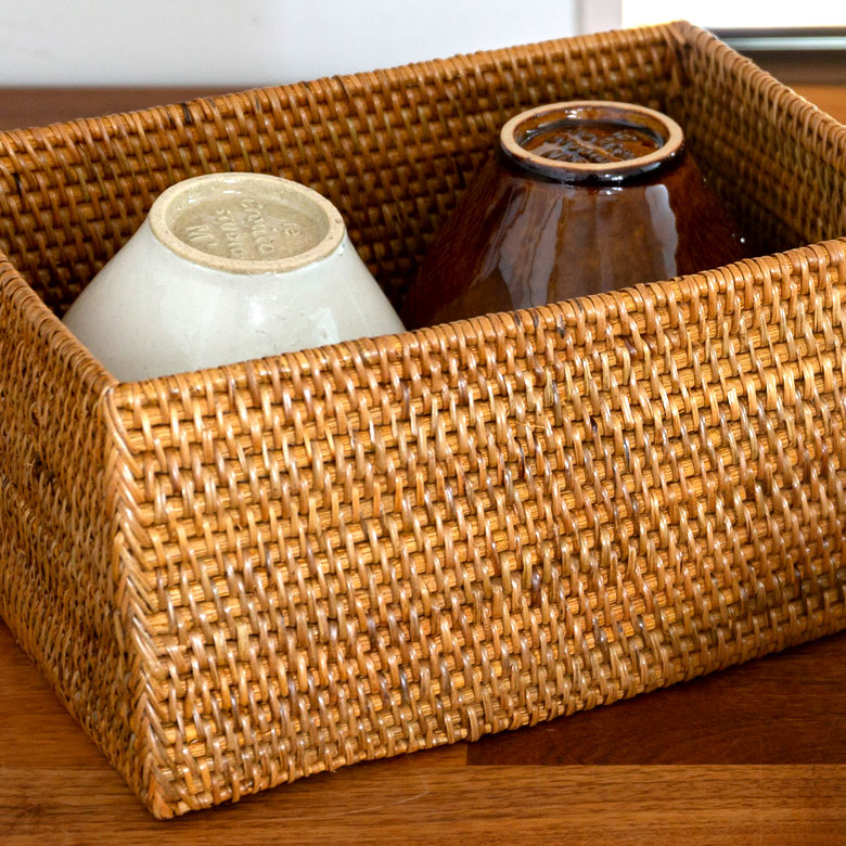 ラタンで編まれた四角い収納ボックス 長方形[10683]【バリ雑貨 アジア