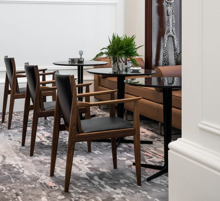 DIANA（ダイアナ）｜Sofas｜Ritzwell（リッツウェル）