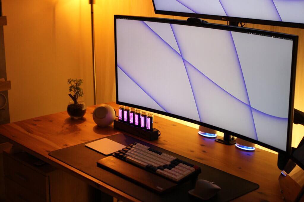 ニキシー管風のLED時計、Gixie Clock(ギクシークロック)をレビュー