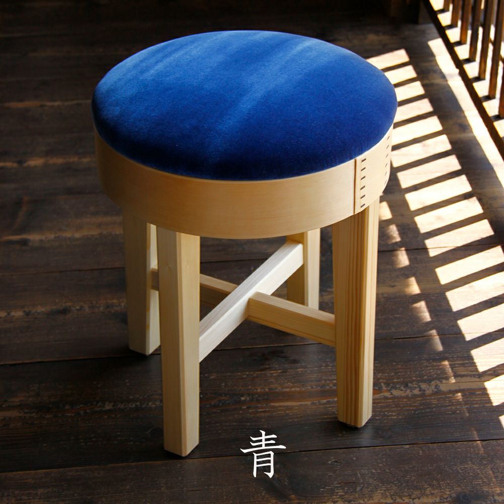 000000004305-04-xl.jpg?t=