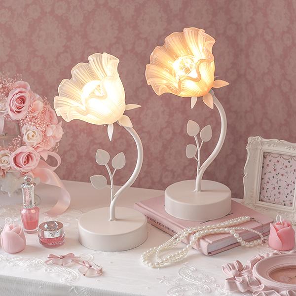 フラワーインテリアライト(1灯)/リリー｜かわいいお姫様インテリア家具