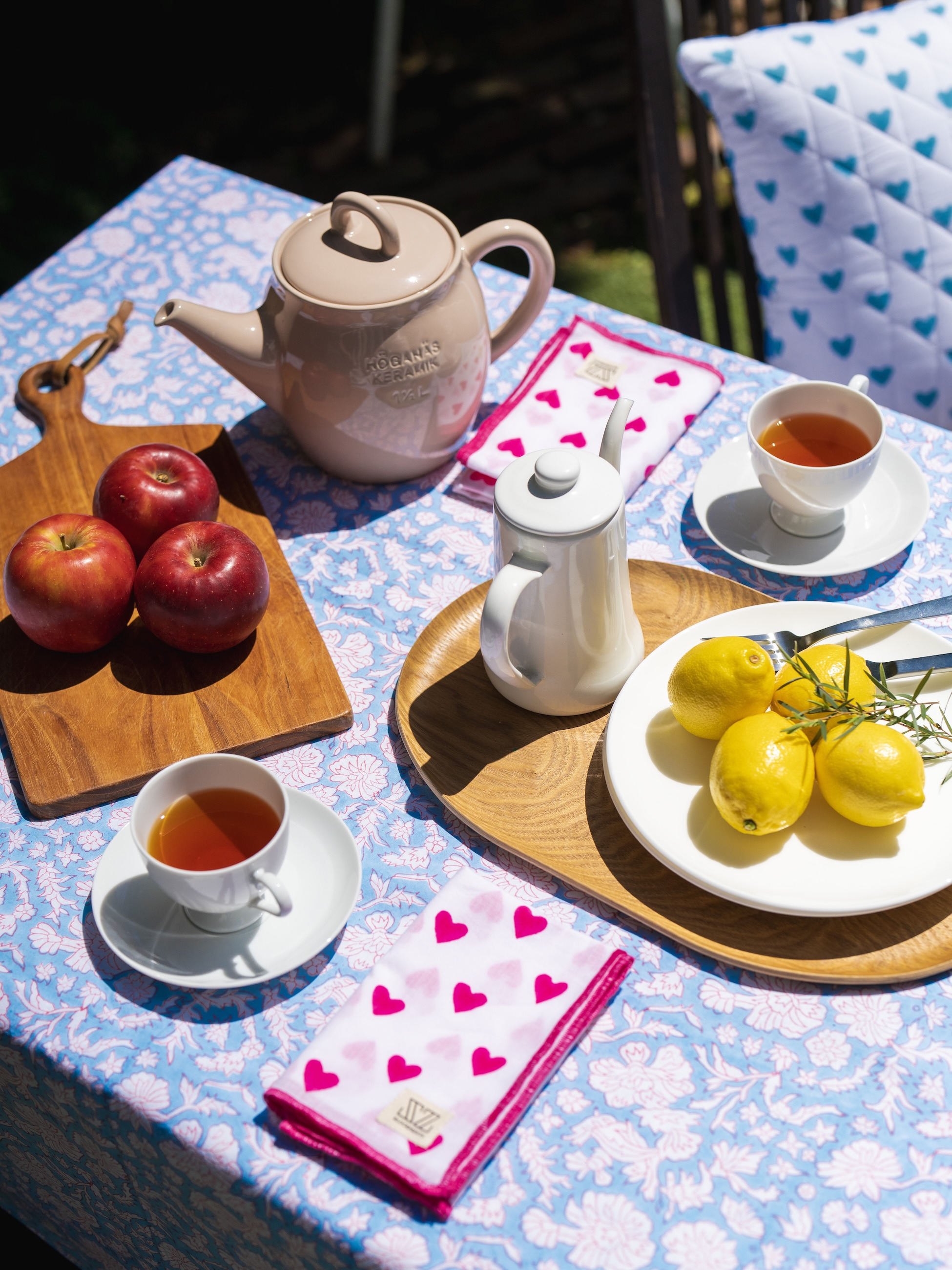 ニラ テーブルクロス｜SZ BLOCKPRINTS(エスゼット ブロックプリント