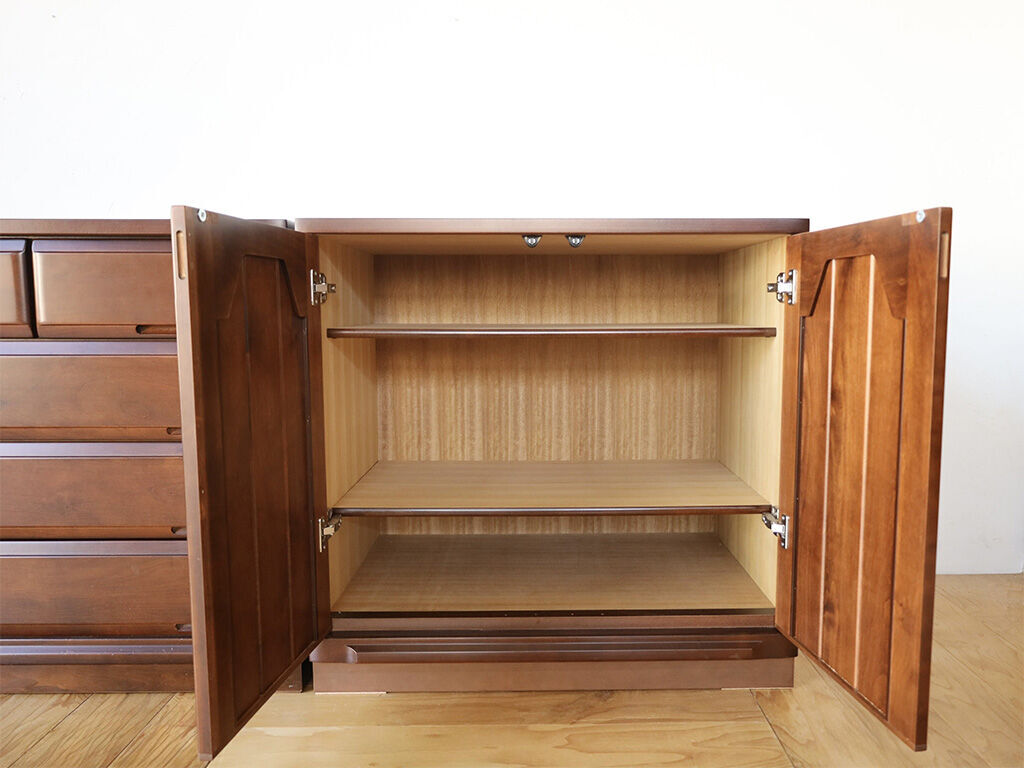 婚礼タンスを上下分割リメイク！腰高のキャビネットで地震対策にも