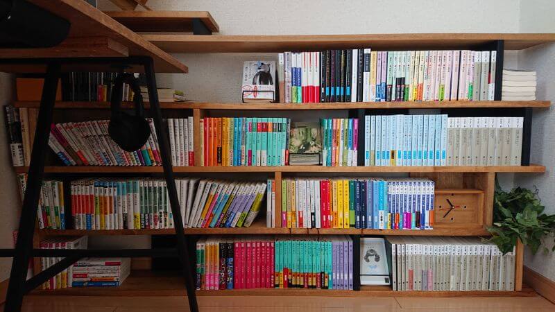 DIY】壁ぴったりの「本棚」を自作しよう！木材は1×8（ワンバイエイト