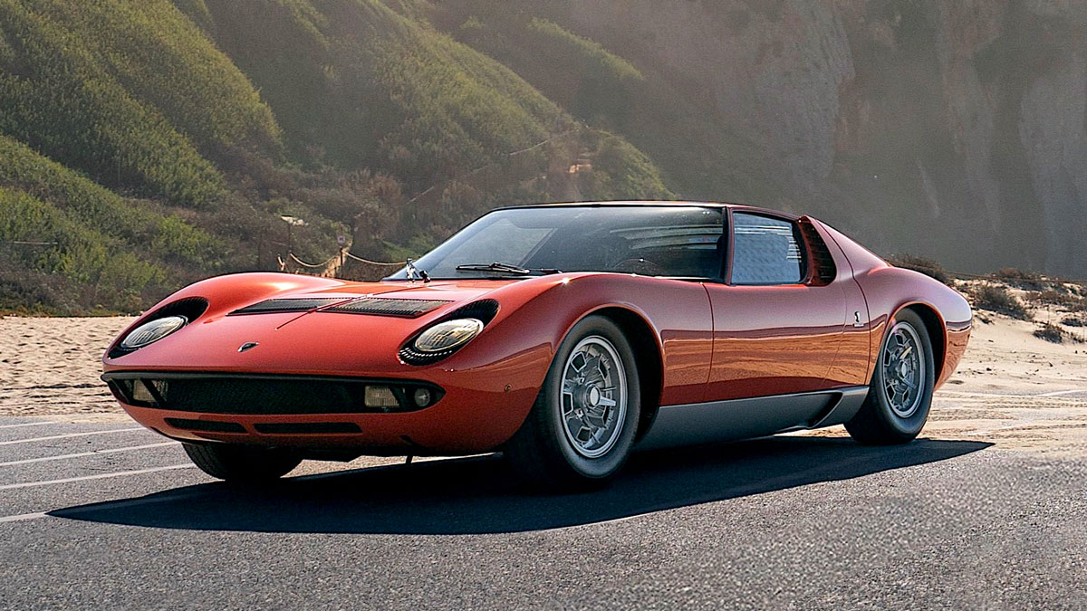 This 1967 Lamborghini Miura P400 Could Fetch $2.8 Million at Auction