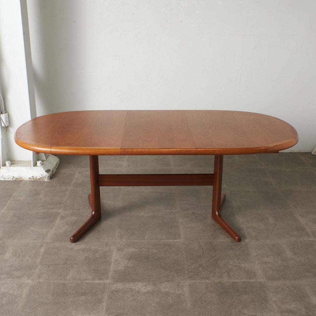 デンマーク エクステンション オーバルダイニングテーブル｜Laurits M