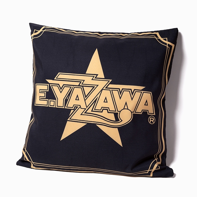 クッションカバー(ロゴ星)フレーム｜DIAMOND MOON通信販売｜矢沢永吉