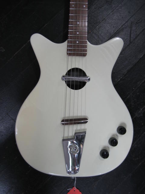 Danelectro Convertible electric guitar - Rockhaus Guitars and
