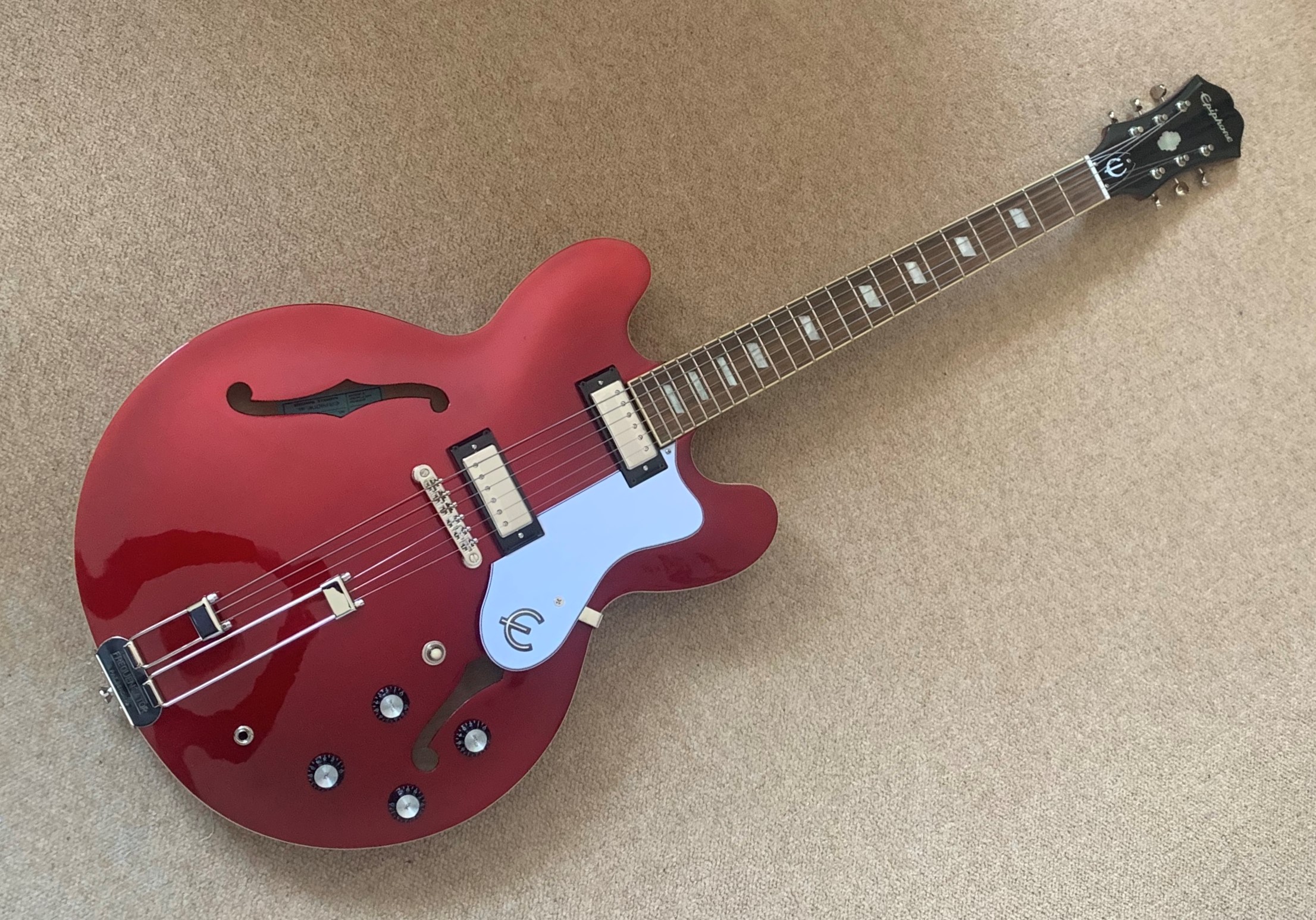 Epiphone Riviera, Sparkling Burgundy 2021 - Rock Stock Stores