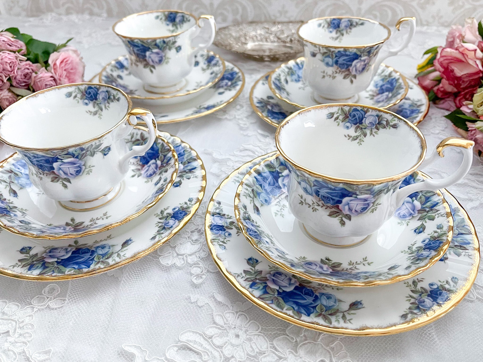 ロイヤルアルバート ムーンライトローズ ブルーローズのティートリオ