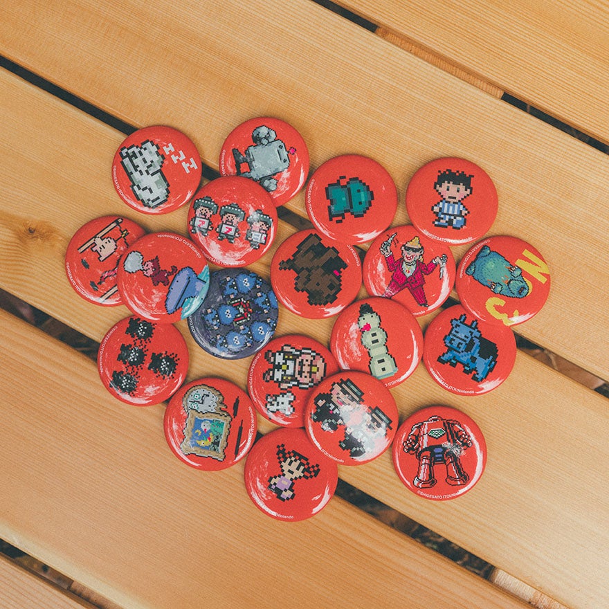 ほどよくバラけたMOTHERカンバッヂ。 - ほぼ日MOTHERプロジェクト - ほぼ日