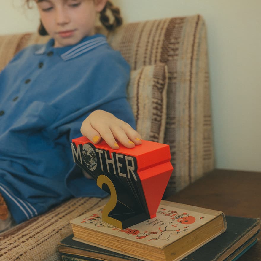 MOTHER2』ロゴのフィギュア - ほぼ日MOTHERプロジェクト - ほぼ日