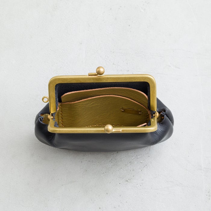 N25 レザーがま口ウォレット（ブラック・中）