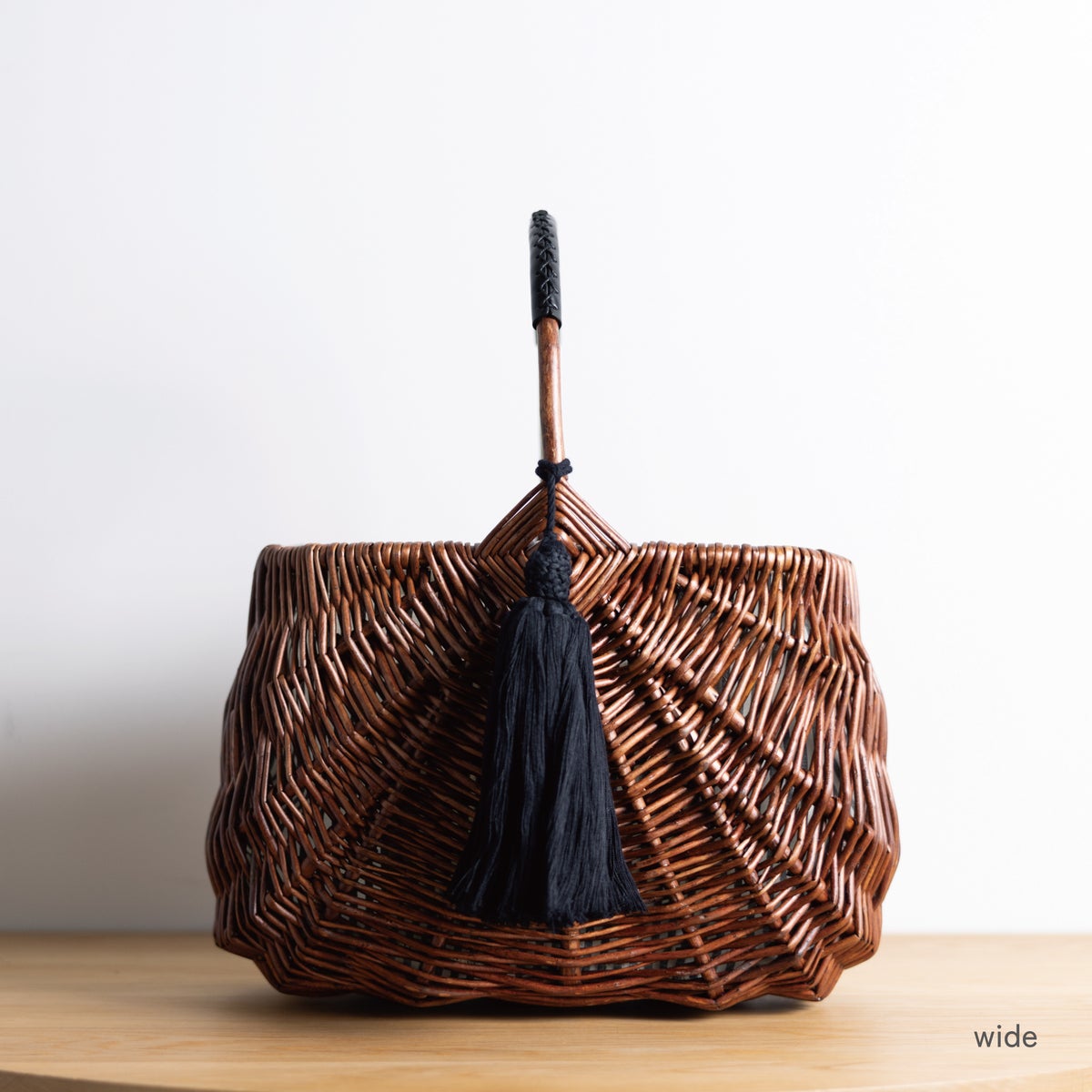 Pale Jute weekend basket | 石田ゆり子さんが一緒に暮らすものたち