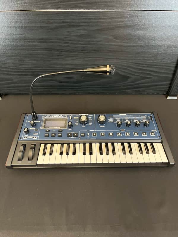 Novation MiniNova 37-Key 18-Voice Synthesizer | Reverb