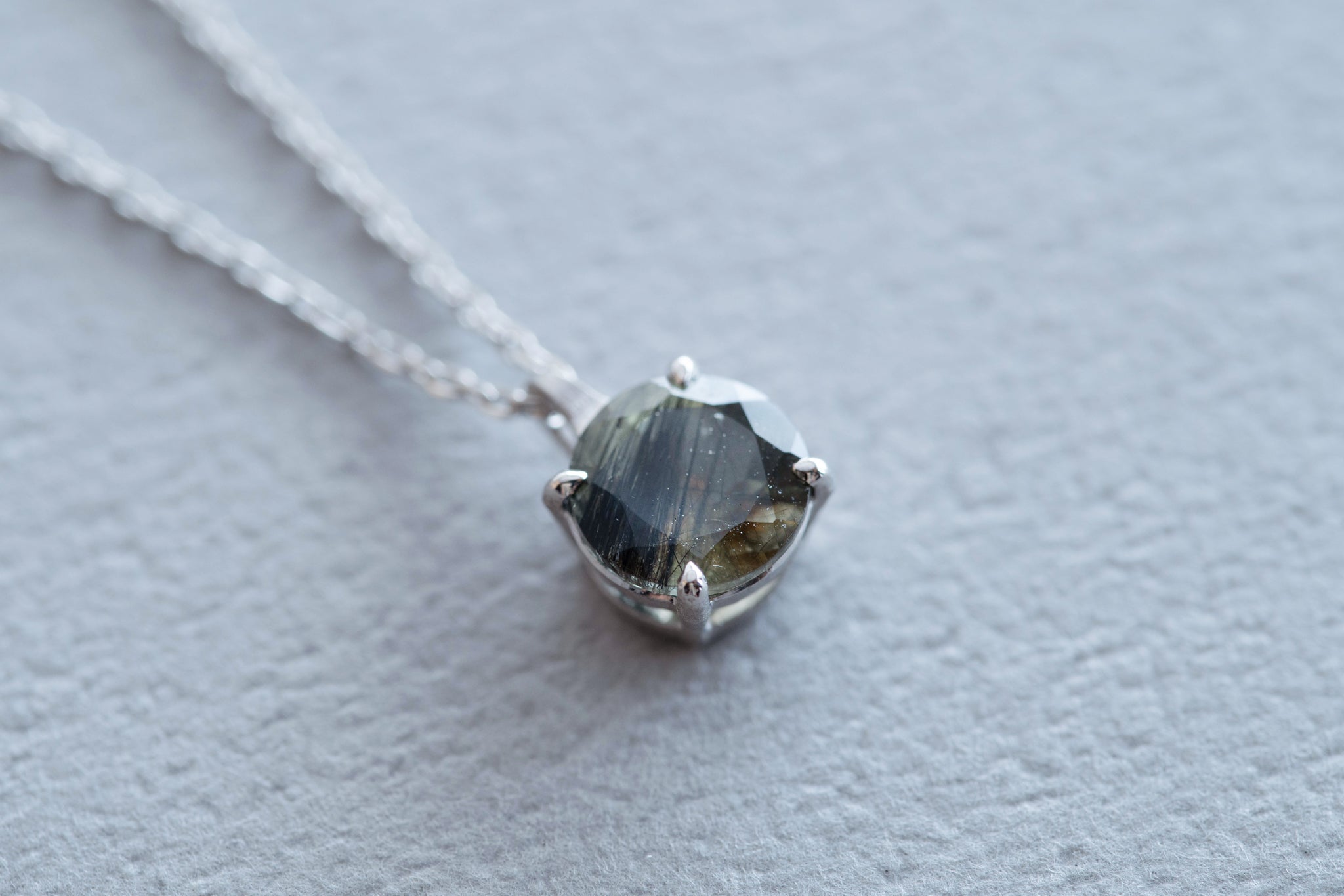 8月誕生石] ルドウィジャイトインペリドットネックレス– Ryui