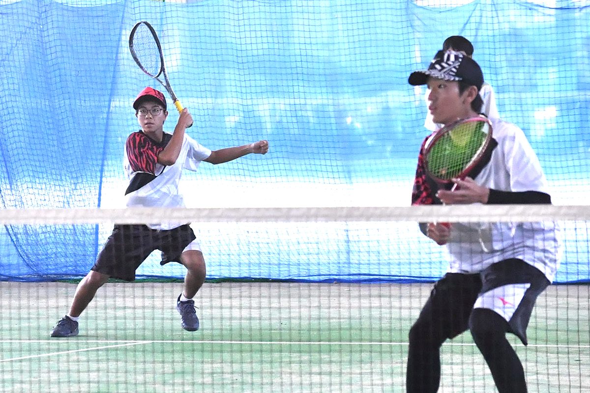 大宜味V 前田・東、粘闘し雪辱 ソフトテニス県中学新人