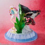ONE PIECE FILM RED」シャンクス＆ウタが背中合わせのフィギュアに